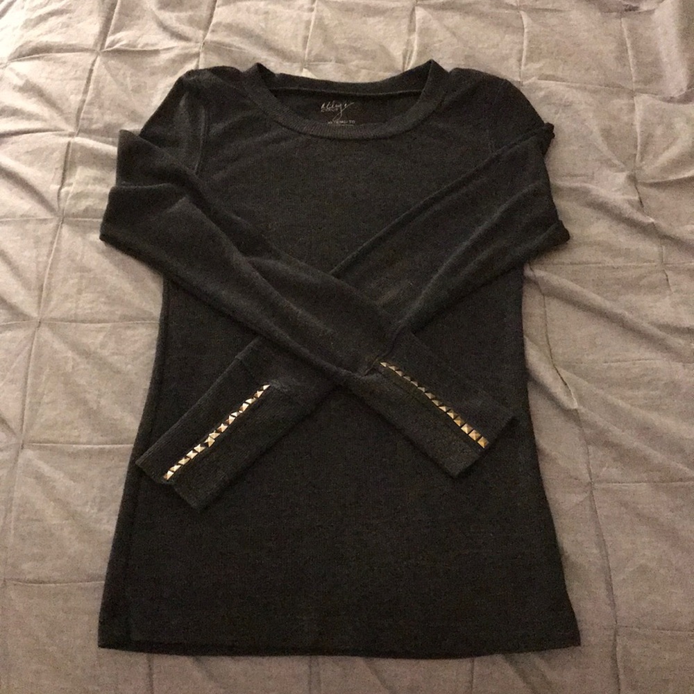 Miley Cyrus Max Long-sleeve Sweater